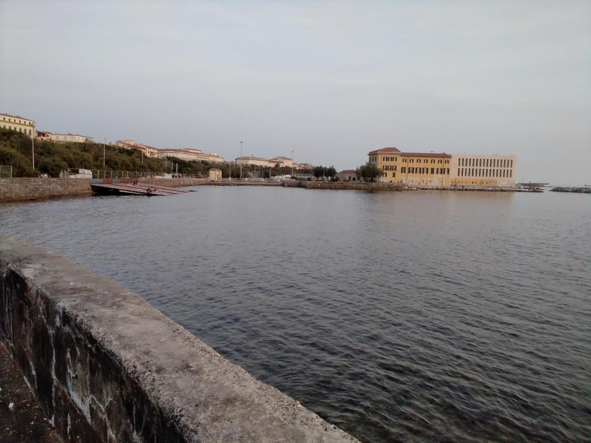 Casina del porto Villa Livorno Exterior foto
